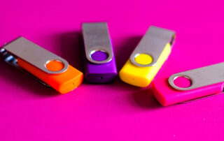 USB personalizados para todos - Grupo Iberoa