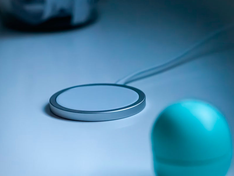 Cargadores inalámbricos personalizados con Grupo Iberoa