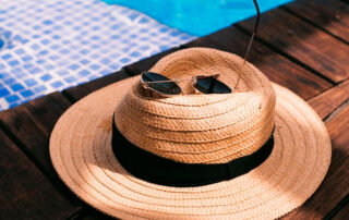 Regalar sombreros de paja promocionales - Grupo Iberoa