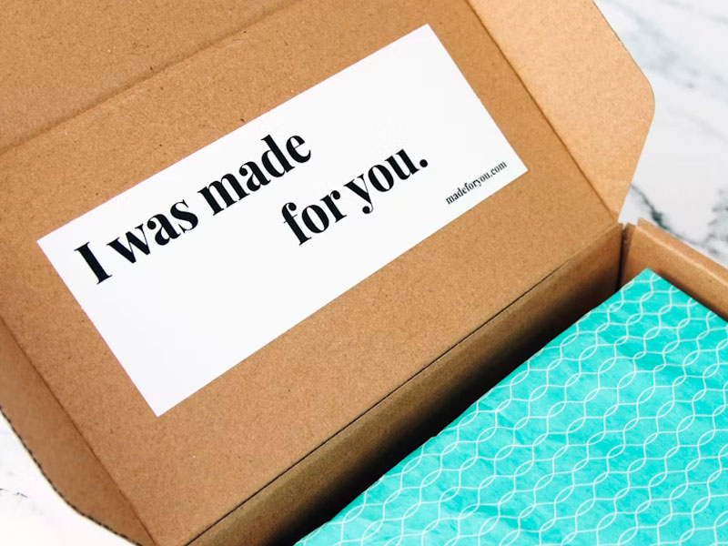 Packaging promocional para unboxing viral - Grupo Iberoa